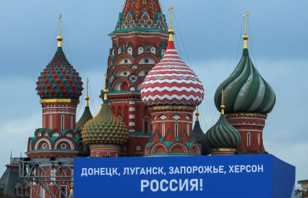 Τι σηματοδοτεί η επικύρωση των «δημοψηφισμάτων» από τη Ρωσία