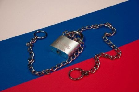 ΗΠΑ – Βρετανία: Νέες κυρώσεις στη Ρωσία μετά τις προσαρτήσεις