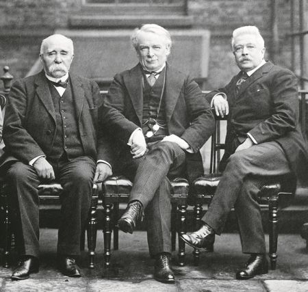 Η πολιτική των Μεγάλων Δυνάμεων στη Μικρά Ασία