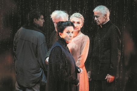 «Ο άνθρωπος πρέπει να έρχεταιστη ζωή για να ευτυχήσει»