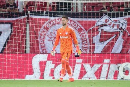 Χειρουργήθηκε ο Βατσλίκ στην Τσεχία – «Η ζημιά αποκαταστάθηκε 100%», λέει ο γιατρός του