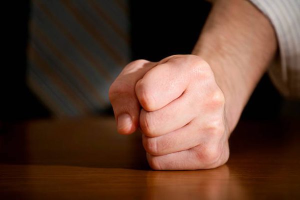 Αιγάλεω: Άγρια συμπλοκή σε σχολείο – Μαθητής πιάστηκε στα χέρια με τον διευθυντή