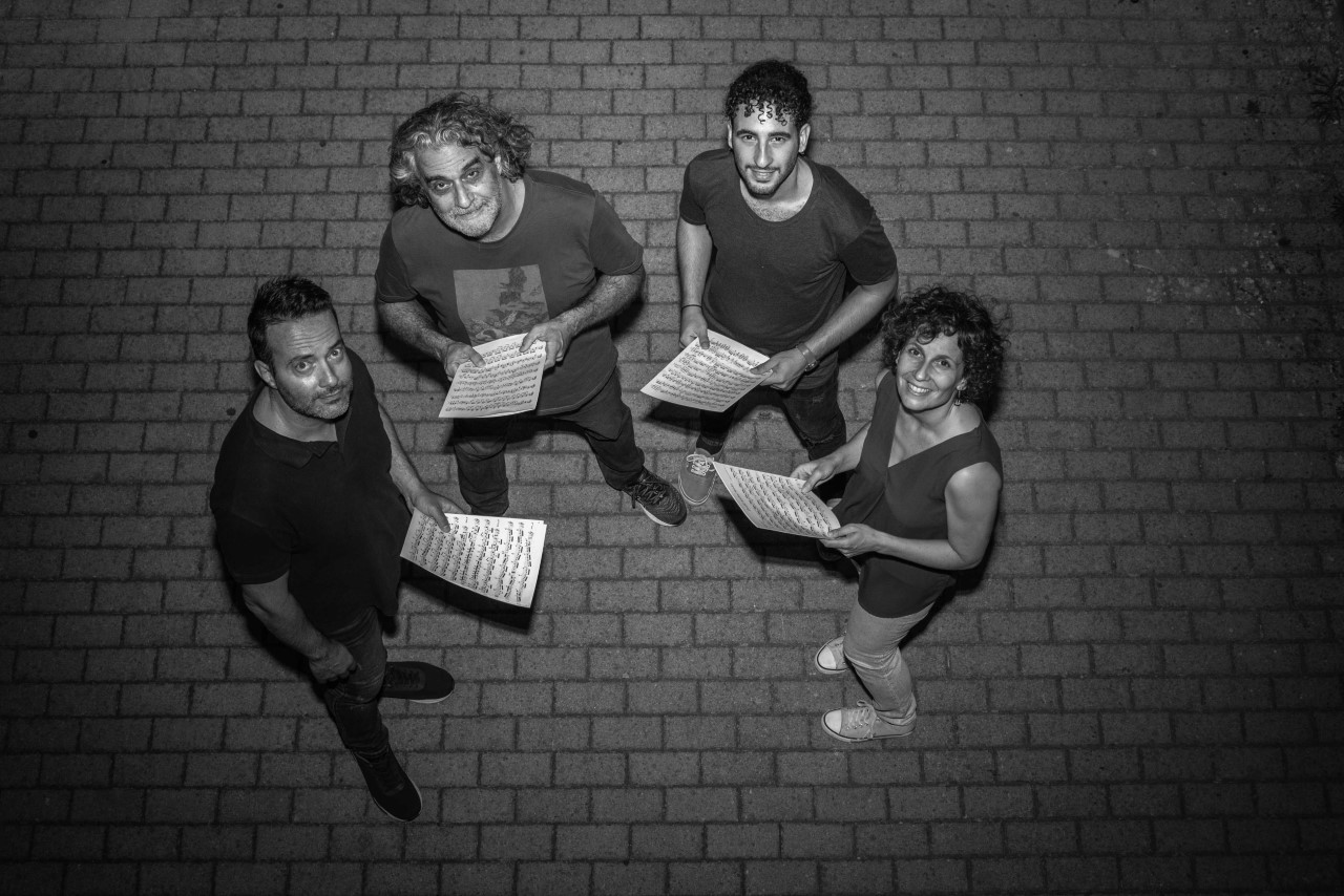 Guitarte Ensemble: Ρεμπέτικο ταξίδι, Απ’ την Σμύρνη ως τον Πειραιά και την Αθήνα