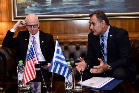 Και οι επτά Αμερικανοί Γερουσιαστές έμειναν έκπληκτοι