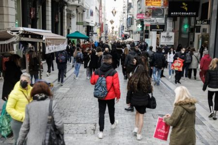 Καταστήματα: Δεν τίθεται θέμα μείωσης του ωραρίου, ξεκαθαρίζει ο Γεωργιάδης