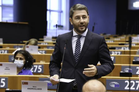 Υποκλοπές: Στην επιτροπή PEGA καταθέτει ο Νίκος Ανδρουλάκης