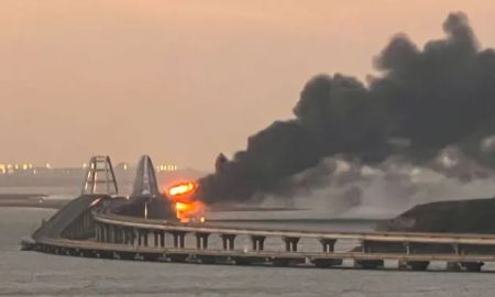 Κριμαία: Μερική αποκατάσταση της κυκλοφορίας στη γέφυρα – Συγκλονιστικά βίντεο από τη μεγάλη έκρηξη