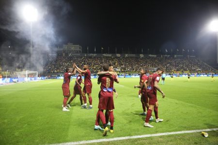 Άρης-ΑΕΚ (0-2): «Παρέλαση» στο Βικελίδης