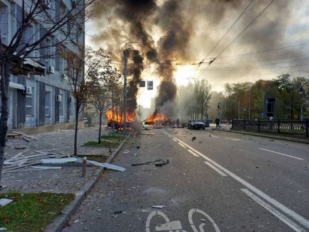 Πόλεμος στην Ουκρανία: Πολλές εκρήξεις στο κέντρο του Κιέβου
