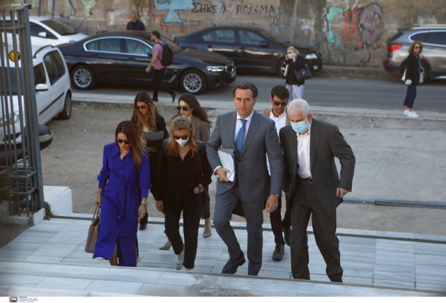 Δίκη Φιλιππίδη: Η αντικατάσταση ενόρκου έφερε αντιδράσεις