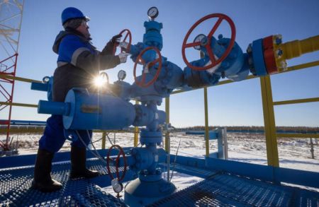 Gazprom: Η Ευρώπη θα παγώσει ακόμα και με τις αποθήκες της γεμάτες