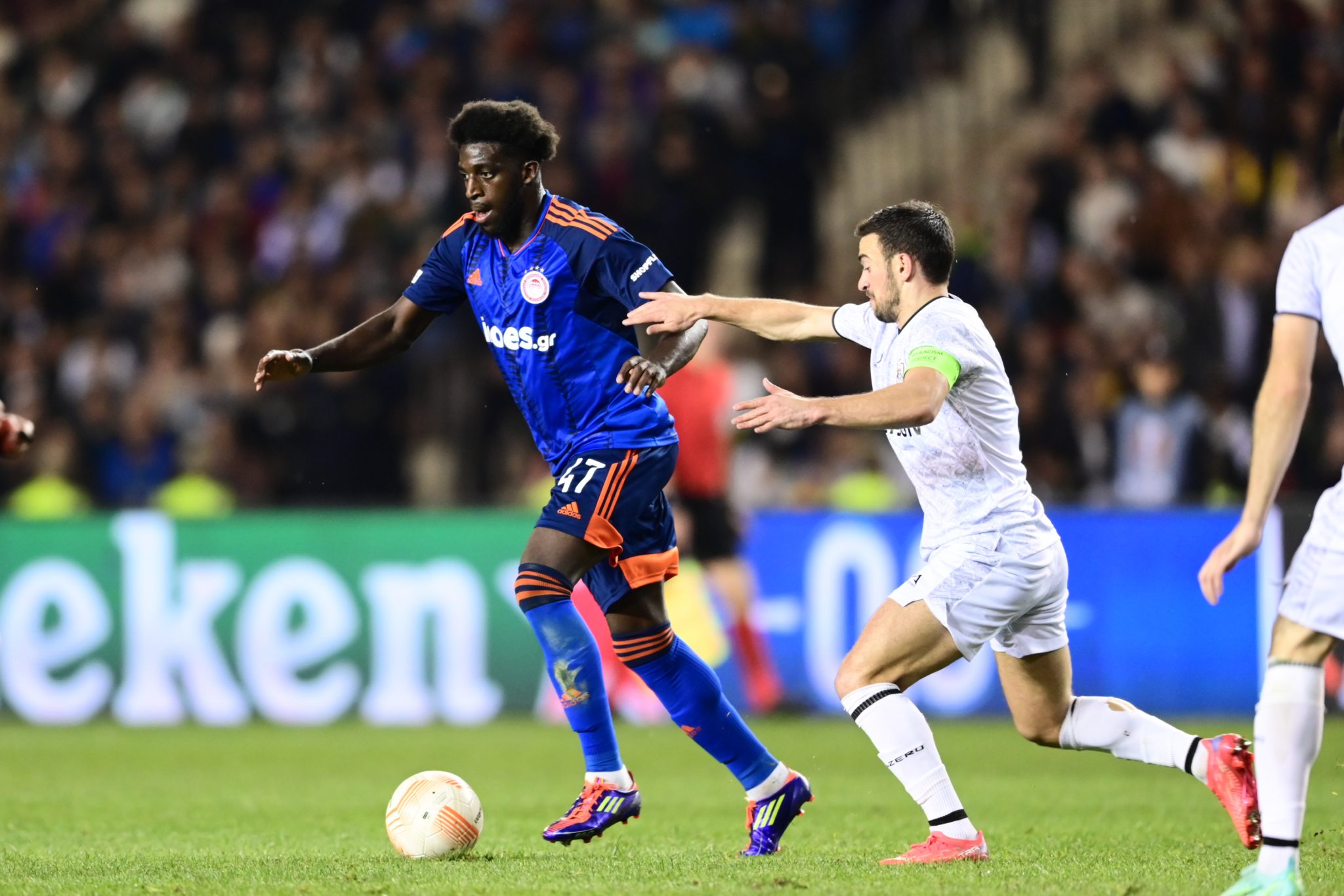 Καραμπάγκ – Ολυμπιακός (0-0): Ανοιχτή η πόρτα της Ευρώπης