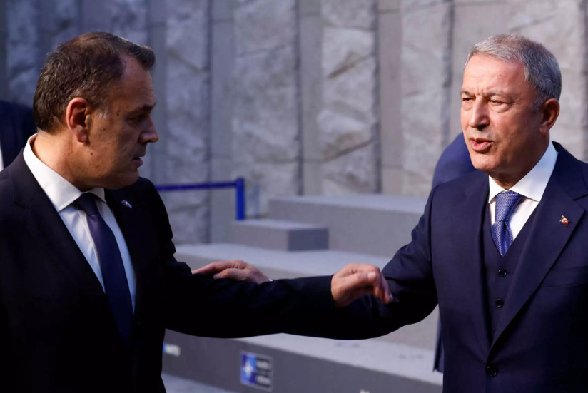 Συνάντηση Παναγιωτόπουλου – Ακάρ: «Να παραμείνουν ανοιχτοί οι δίαυλοι επικοινωνίας»