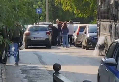 Σεπόλια: «Πίσω από κάθε παιδί ψάξε γονιό» – Τι λέει ο ψυχίατρος Σούρας