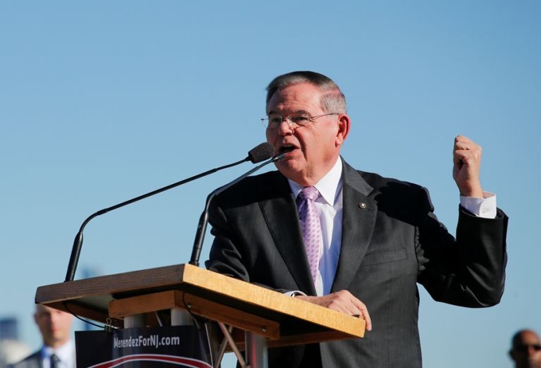 Μενέντεζ: Προειδοποιεί ότι θα ασκήσει βέτο στην παραχώρηση των F-16 στην Τουρκία