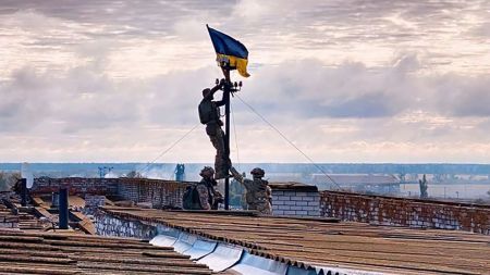Πόλεμος στην Ουκρανία: Η ουκρανική επέλαση πριν τον χειμώνα, ο Πούτιν και ο ρόλος της Δύσης
