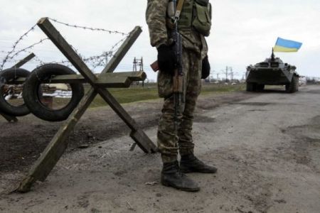 Λευκορωσία: Ο Λουκασένκο στέλνει στρατό στα σύνορα με την Ουκρανία