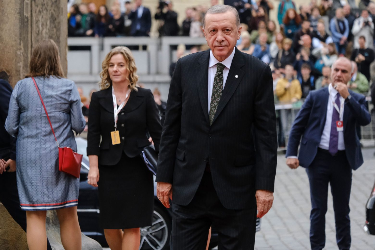 Ελληνοτουρκικά: Οταν οι άλλοι μιλούν για αποκλιμάκωση ο Ερντογάν απειλεί