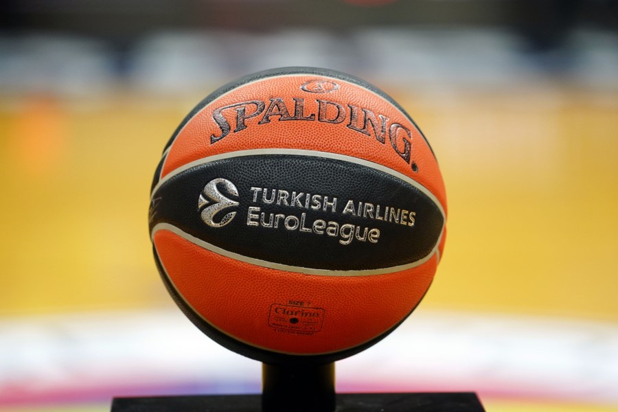 Αυτοί σφυρίζουν τους «αιωνίους» στην EuroLeague