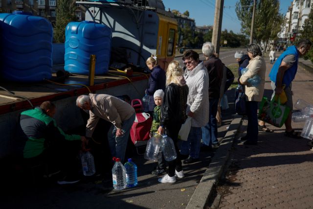 Ουκρανία: Σχεδόν 60.000 άνθρωποι θα μεταφερθούν από τη Χερσώνα στη Ρωσία