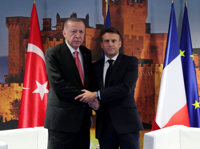 Ερντογάν: Είχα προειδοποιήσει τη Γαλλία για τη συνεργασία της Lafarge με το Ισλαμικό Κράτος