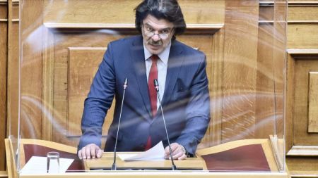 Ανδρέας Πάτσης: Την άρση της ασυλίας του εισηγείται η αρμόδια επιτροπή της βουλής