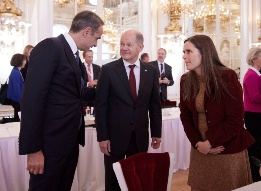 Συνομιλίες Μητσοτάκη με Σολτς στην Αθήνα – Στην Ακρόπολη το πρωί της Πέμπτης