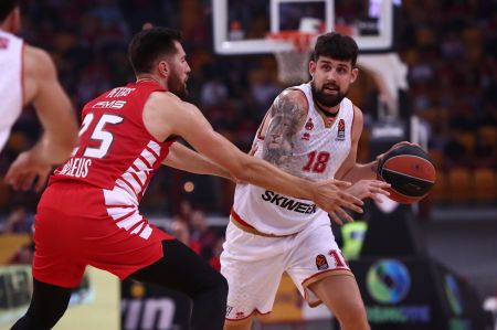 Ολυμπιακός-Μονακό (76-81): Όταν πέντε χάνουν από… οκτώ