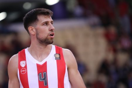 Ολυμπιακός – Λαύριο (98-61): «Σόου» Λούντζη και +37