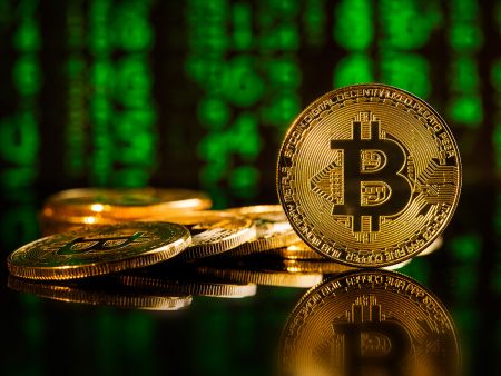 Bitcoin: Ολοένα και πιο mainstream επένδυση