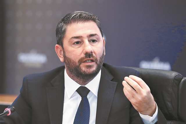 ΠΑΣΟΚ: Προγραμματική αντιπολίτευση με το βλέμμα στις κάλπες