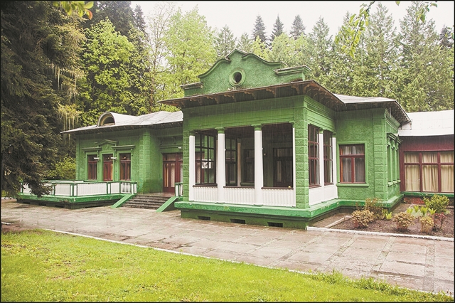 Ο Στάλιν, ο Ζαχαριάδης και το «ντοκουμέντο της λίμνης Ρίτσα»