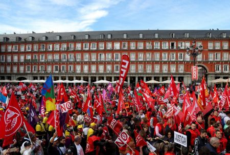 Ισπανία: Διαδήλωση στη Μαδρίτη για την αύξηση των μισθών