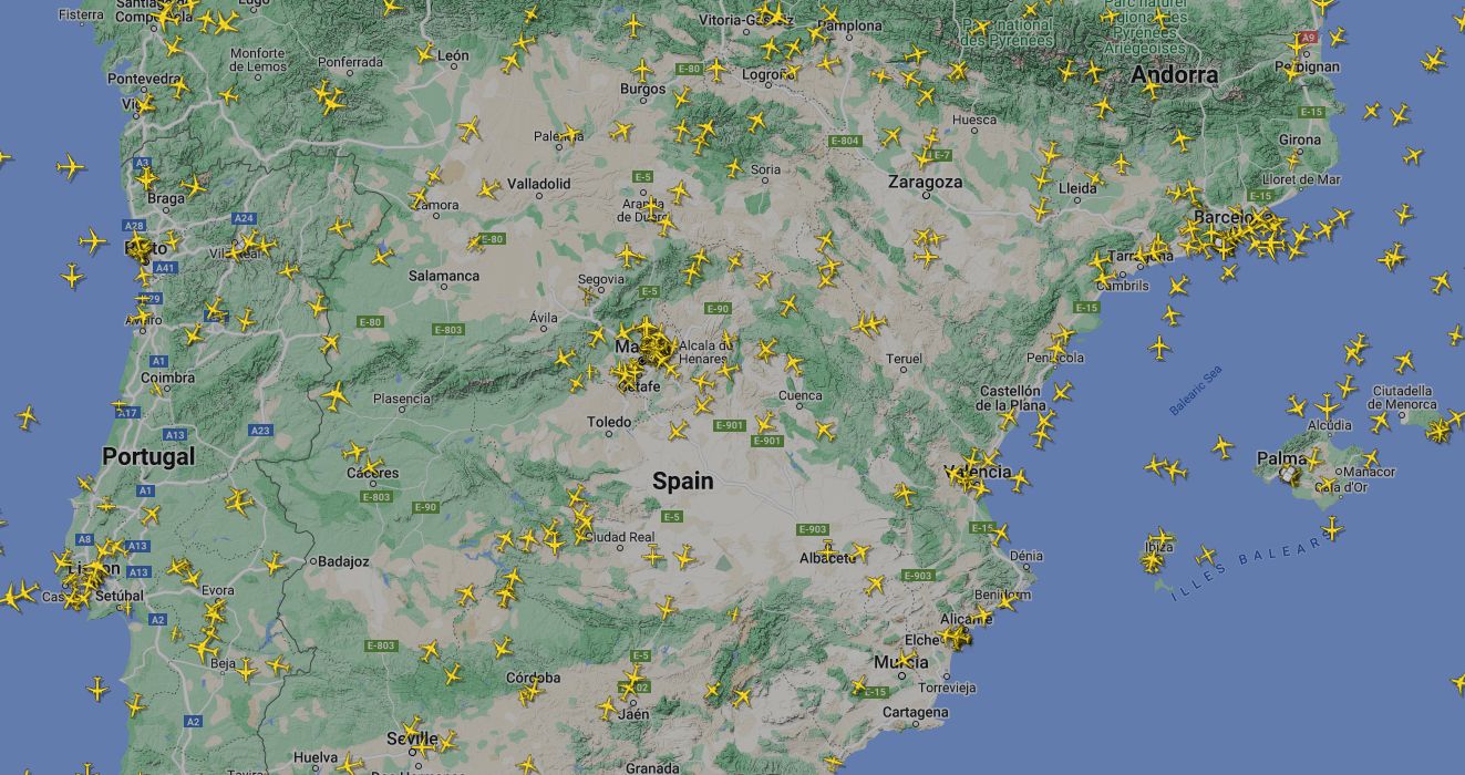 Ισπανία: Έκλεισε ο εναέριος χώρος λόγω του κινδύνου από την πτώση του κινεζικού πυραύλου