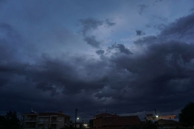 Κακοκαιρία «Eva»: Μήνυμα του 112 και στην κεντρική Μακεδονία – «Περιορίστε τις μετακινήσεις»