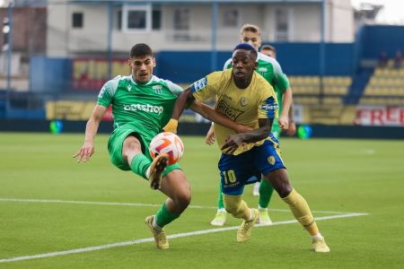 Παναιτωλικός – Λεβαδειακός (0-0): «Πόνεσαν» τα μάτια του Κούμαν