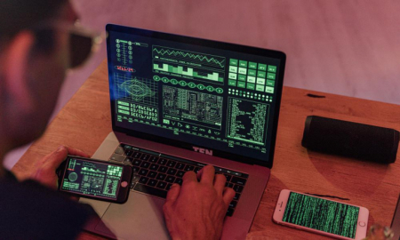 Δημοσκόπηση: Γνώριζε ή όχι η κυβέρνηση για τις υποκλοπές; Τι απαντούν οι πολίτες