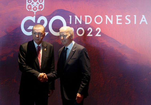 Μπάιντεν σε Ερντογάν: Θα συνεχίσω να στηρίζω τον εκσυγχρονισμό των τουρκικών F-16