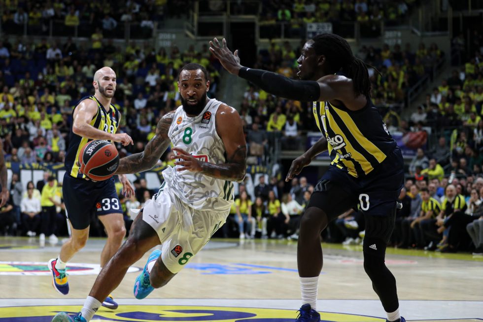 Φενέρμπαχτσε – Παναθηναϊκός (107-77): «Λευκή» πετσέτα και 30άρα στην Πόλη