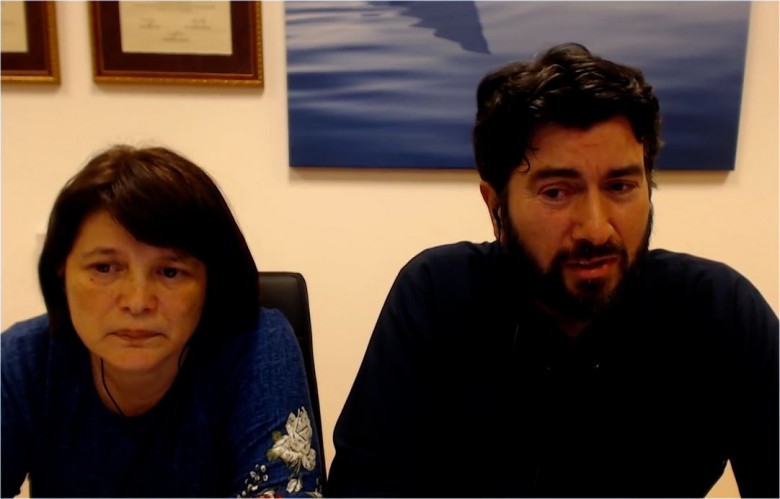 Κιβωτός του Κόσμου: Αυτή είναι η πρεσβυτέρα, στο πλάι του πατέρα Αντώνιου – Το προφίλ της