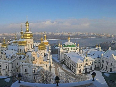 Το ρωσικό ΥΠΕΞ καταγγέλλει «άθεη» επιδρομή σε ορθόδοξο μοναστήρι του Κιέβου
