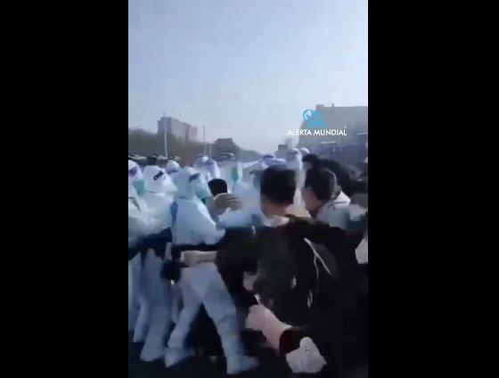 Κίνα: Σοβαρά επεισόδια στο μεγαλύτερο εργοστάσιο παραγωγής iPhone