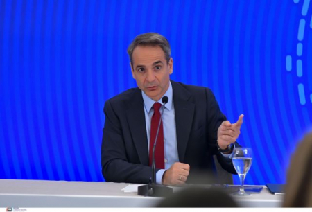 Greek PM Mitsotakis on Turkey: We do not engage in dialogue with the absurd