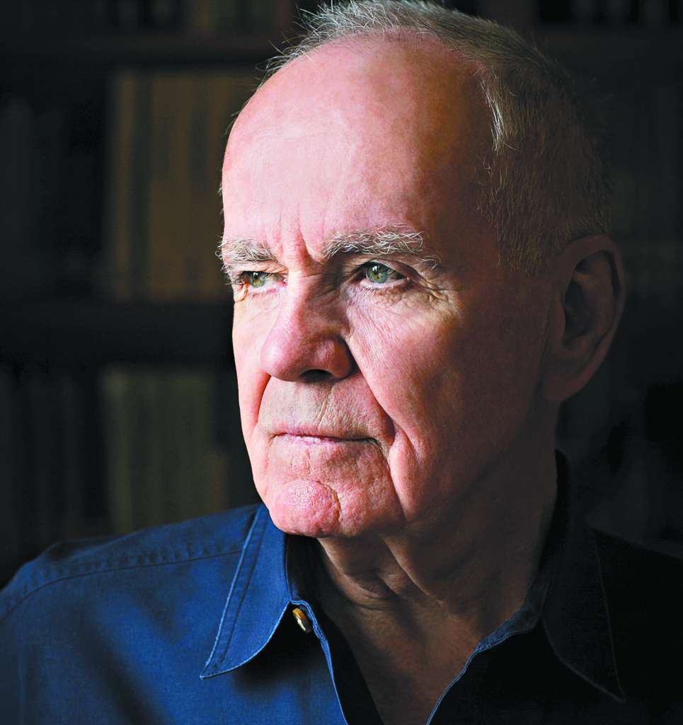 Κόρμακ Μακάρθι: Η γλυκιά λεπίδα της θλίψης