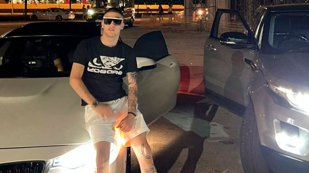 Ξανά χειροπέδες στον τράπερ Trannos – Βρέθηκε όπλο στο αυτοκίνητό του