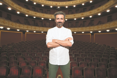 «Στόχος μου είναι ένα Διεθνές Φεστιβάλ στον Πειραιά» 