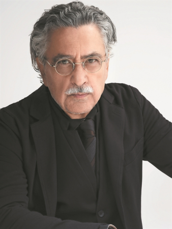 «Δεν πρέπει να λειτουργούμε με ταμπέλες»