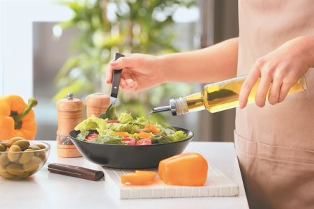 Αντωνία Τριχοπούλου: «Οι Ελληνες απομακρύνονται από την παραδοσιακή μεσογειακή διατροφή»