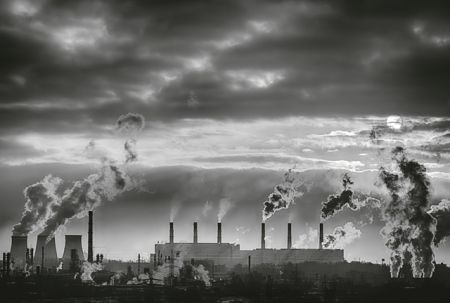 Μικρές προσδοκίες σε άγριες τρικυμίες