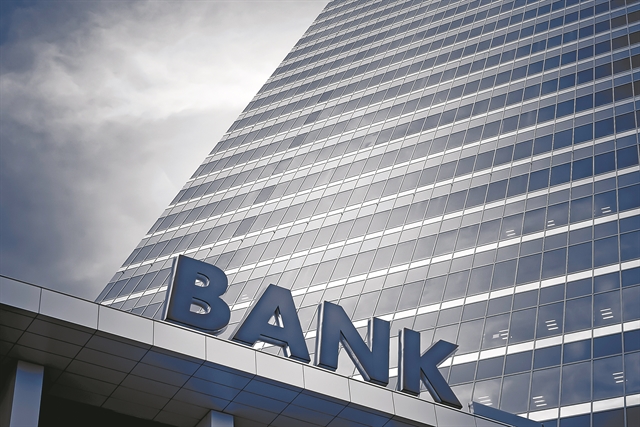 Ισχυρά κέρδη στις τράπεζες από την άνοδο των επιτοκίων